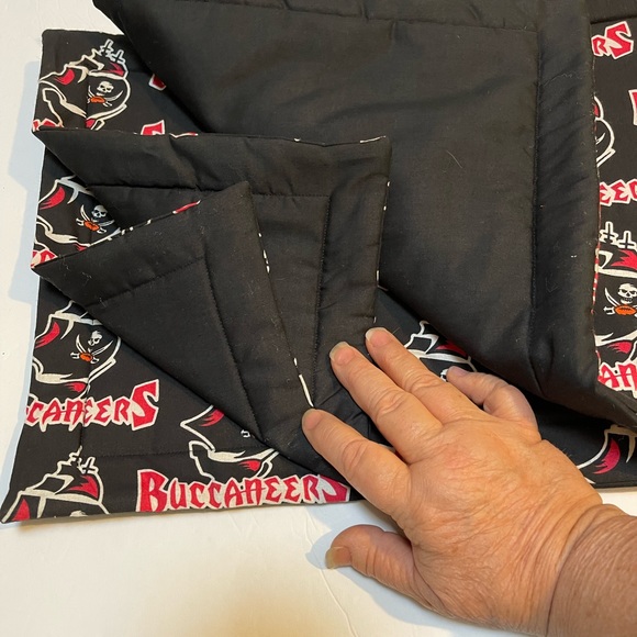 New Tampa Bay Buccaneers Bucs Football Reversible Place Mats Handmade 4 pc Set - Picture 3 of 7